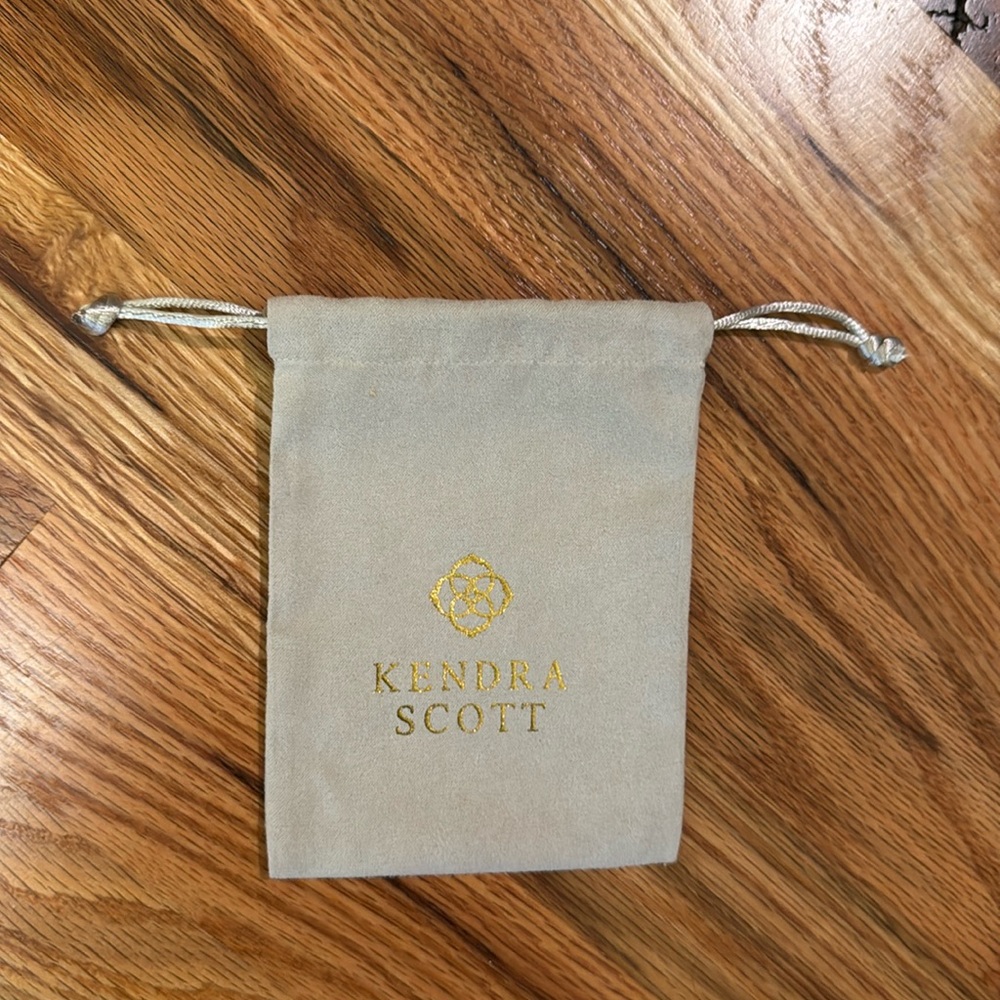 Kendra Scott jewelry bag